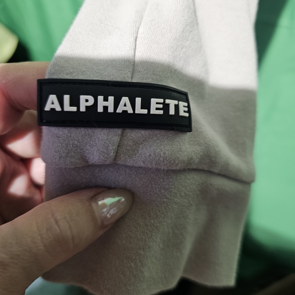 Alphalete Womens Cream Joggers Size Large EUC Waist 32 Inseam 30 - Picture 2 of 4